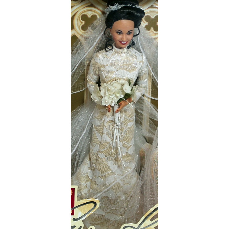 1999 All My Children Champagne Lace Wedding Barbie (23004) - Erica Kane