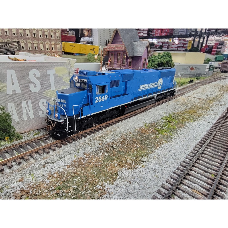 Athearn Genesis G69194 HO Scale EMD SD70 Conrail Quality CR 2569 - NOS