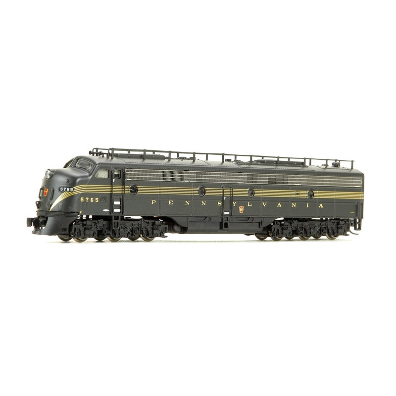 BLI 458 HO Scale EMD E8A Diesel Brunswick PRR 5766 DCC QSI Sound - Like New USED