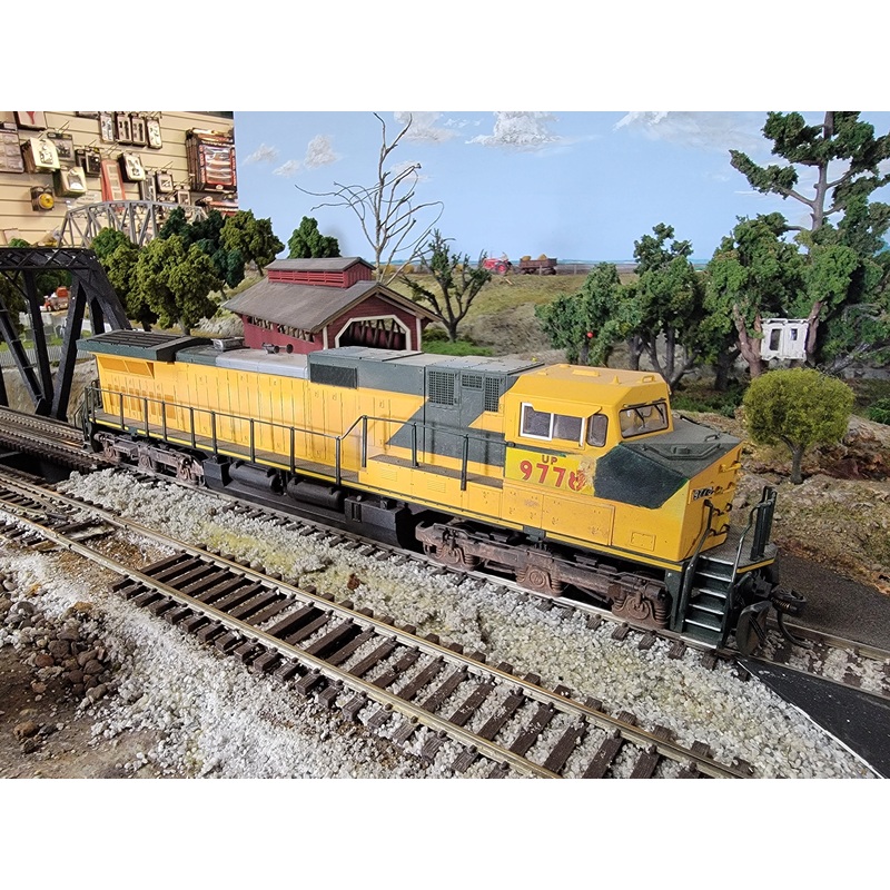 Kato 37-1310 HO Scale GE C44-9W Dash 9 Diesel CNW UP Patch with DCC (USED Weathered)