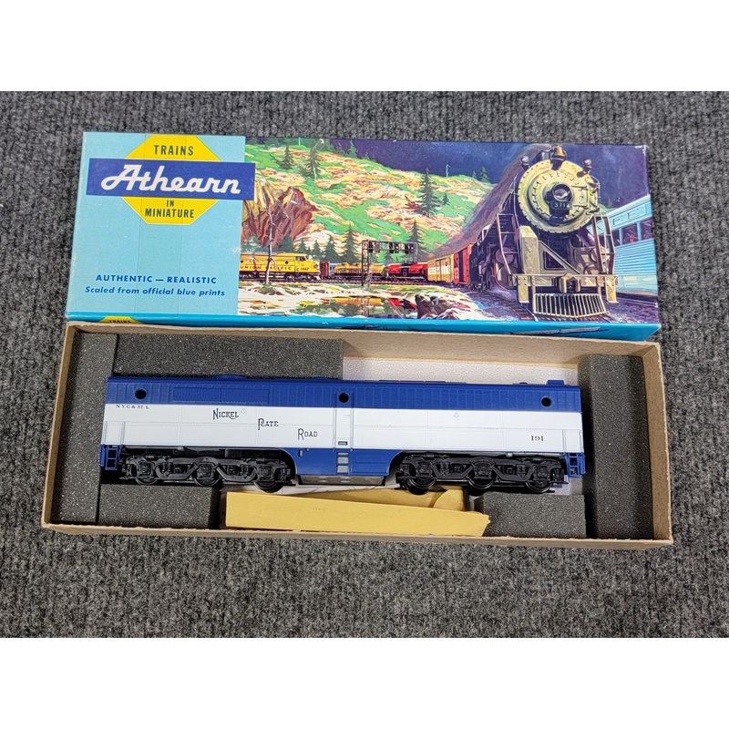 Athearn 3370 (Blue Box) HO Scale ALCo PB-1 Nickel Plate Road NKP 191 Dummy - NOS
