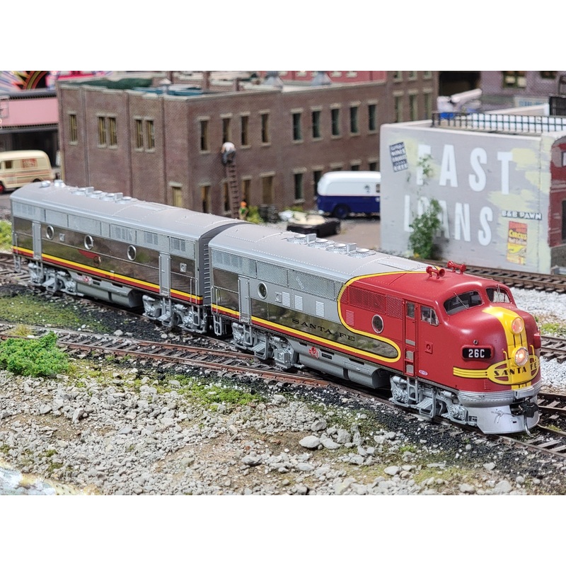 Athearn Genesis G22534 HO Scale EMD F3 A/B Diesel Set Santa Fe ATSF 26C/26B with DCC - Like New USED