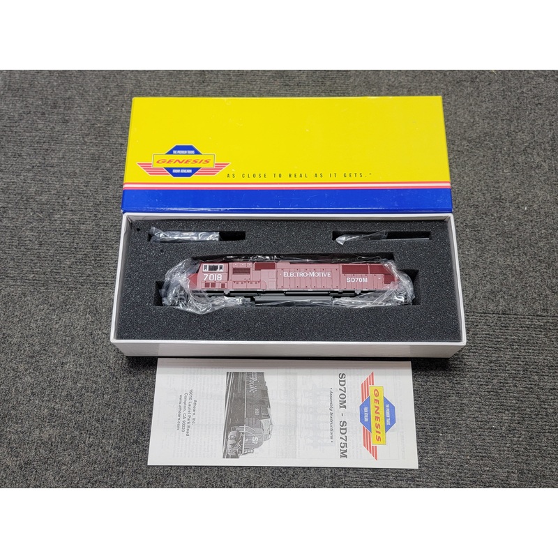Athearn Genesis (Yellow Box) G6120 HO Scale EMD SD70M EMD Leasing 7018 - NOS
