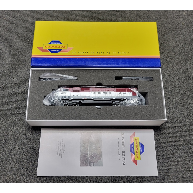 Athearn Genesis (Yellow Box) G6122 HO Scale EMD SD70M EMD Leasing 7008 - NOS